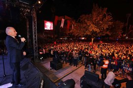Büyükşehir’den Cumhuriyet’e özel Emre Aydın konseri
