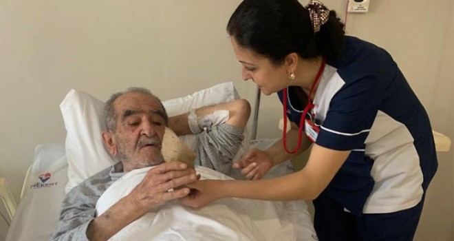 Egekent Hastanesi yaşlı hastalarını unutmadı