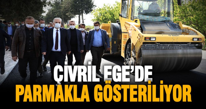 Başkan Osman Zolan Çivril’de asfalt çalışmasını inceledi