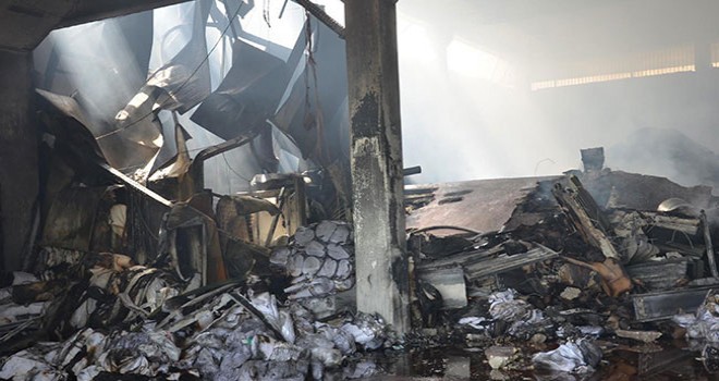 Yangın çıkan fabrikada 4 milyon liralık hasar
