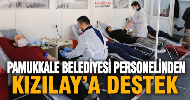 Pamukkale Belediyesi personelinden Kızılay’a destek
