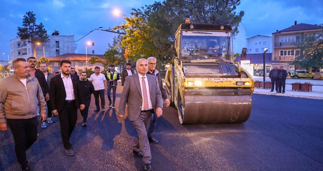 Başkan Zolan’dan Bozkurt’ta gece asfalt mesaisi